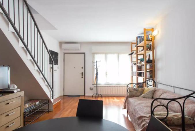Vintage Apartment In Corvetto Area Milan Exterior photo